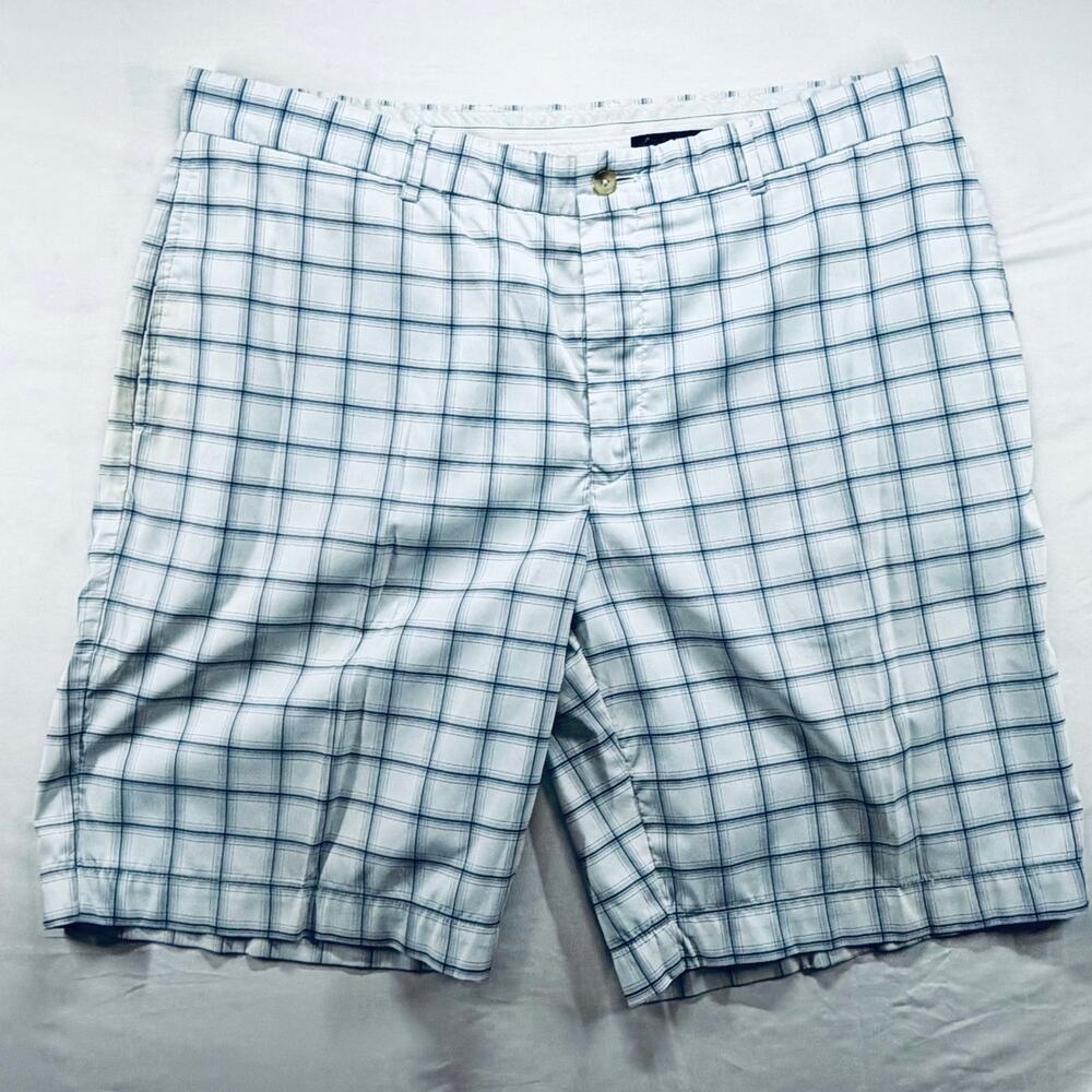 Greg Norman Mens Size 38 White Blue Plaid Performance Stretch Golf Shorts